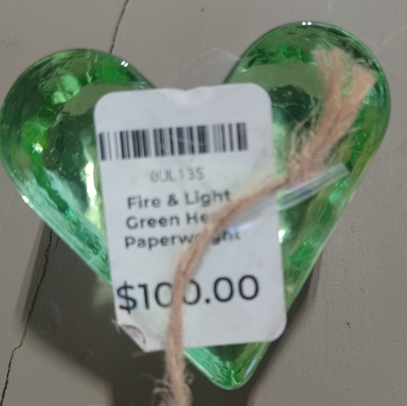 Fire and Light Green Heart paper weight - Picture 3 of 3